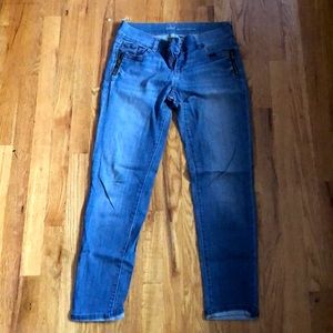 BOYFRIEND JEANS! NEW YORK AND COMPANY!! DARK WASH